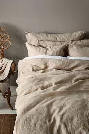 While adding a layer of warmth. Washed Linen Duvet Cover Set Linen Beige Home All H M Gb Lnyanoe Odeyalo Roskoshnoe Postelnoe Bele Roskoshnaya Krovat