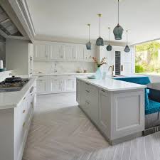 Martin Moore On Instagram A Major Re Fit Of Our Esher Showroom Has Seen The Arrival Of The Glamorou Kitchen Design Kitchen Inspirations Martin Moore Kitchens