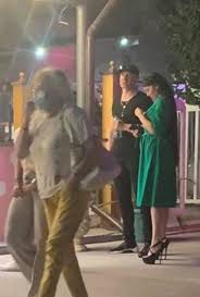 Alex dima, unul din cei cinci reporteri ai celui mai bun program de reportaje de la noi, romania, te iubesc!, este originar din buzau, din satul dara, despre care vorbeste oricand este intrebat cu mult drag. Nu Se Mai Ascund Alin Oprea È™i A Dus Iubita La Mare De SoÈ›ie IncÄƒ Nu A DivorÈ›at