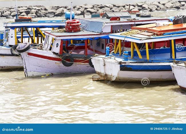 Fishing Boats in Mumbai Harbour Stock Image - Image of port, nautical: 29406725