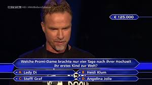 Er wusste, dass man ein dekolleté auch als ausschnitt bezeichnet, konnte das wort mietparteien mehreren wohnungen in einem haus zuordnen und erkannte auch, dass es sich bei. Wer Wird Millionar Kandidat Scheitert Bei Kniffliger Promifrage Watson