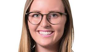 Katy Perry burns her blue wig