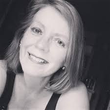 HIRE THIS FREELANCE COPYWRITER/P.R. EXPERT TODAY