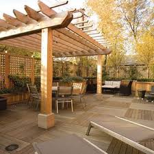 Pergola Thick Pillars And Cross Beams Pergola Patio Pergola Designs Modern Pergola