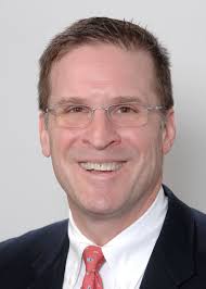 Donald Gottfried's Instagram, Twitter & Facebook