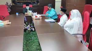 Bagi manusia, melalui kitab, agama dijadikan pedoman di dalam kehidupannya. Pernikahan Di Paid Pejabat Agama Islam Daerah Petaling Youtube
