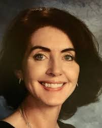 Kelly Linehan's Instagram, Twitter & Facebook