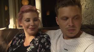 Paula ruiniert die Bettwäsche (Video)