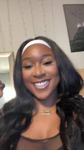 Heatless curls! Here is a hack for all my girls!! #heatlesscurls #5x5c...