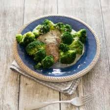 Varoma Lachsfilet Mit Brokkoli Und Senfsauce Aus Dem Thermomix Rezept Senfsauce Abnehmen Mit Dem Thermomix Brokkoli Gemuse