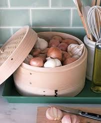 Tip Store Garlic And Shallots In A Bamboo Steamer Kitchen Hacks Organization Storing Onions How To Store Garlic