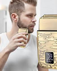 Amazon.com: QREEYX Hair Clippers for Man T-Blade Trimmer Nose Hair Trimmer  Electric Shaver Set, Professional 4 in 1 Barber Clippers Set for Haircut,  Men's Grooming Kit with LCD Display, Ideal Gift for