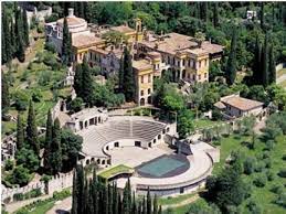 Gabriele d'annunzio è senza dubbio una delle persone più poliedriche dell'italia in quel periodo. La Casa Museo Di Gabriele D Annunzio Il Vittoriale Degli Italiani Il Primato Nazionale