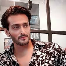 Athar Siddiqui's Instagram, Twitter & Facebook