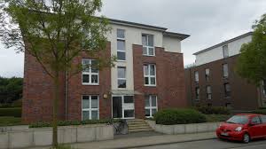 Das areal der ehemaligen landesfrauenklinik hannover wird behutsam und mit viel bedacht in charlottes garten verwandelt. 3 Zimmer Wohnung Zu Vermieten Kohnestrasse 3 30559 Hannover Kirchrode Mapio Net