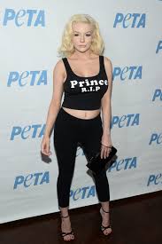 Their wedding photos from the ceremony that took place when courtney was 16 and doug was 52 confirmed that the two were officially wed at the time. Courtney Stodden Lifestyle Wiki Net Worth Income Salary House Cars Favorites Affairs Awards Family Facts Biography Topplanetinfo Com Entertainment Technology Health Business More