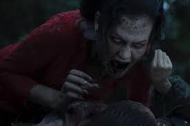 Salah satu bahan yang sangat cantik untuk membuat kebaya adalah menggunakan brokat berwarna merah. Fakta Menarik Di Balik Sosok Kebaya Merah Dalam Film Dreadout Jurnalapps Co Id