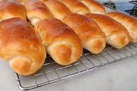 Panecillos Rellenos De Sobrasada Http Dulceysalados Blogspot Com Es 2015 08 Panecillos Con Sobrasada Html Pan Relleno Panes Pan Con