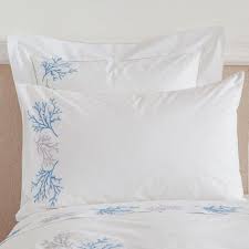 Coral Embroidered Bed Linen Bed Linen Bedroom Zara Home Austria Bestickte Bettwasche Leinenbettwasche Bettwasche Schlafzimmer