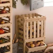 One piece i've always wanted in my kitchen was a potato and vegetable bin. How To Build A Potato Storage Bin 100 Effective Storables
