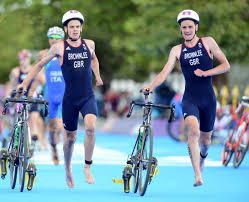 Tutto quello che devi sapere e consigli di allenamento. Irmaos Britanicos Sao Ouro E Bronze No Triatlhon Brasil Faz 36Âº E 44Âº Webrun Corrida Saude Qualidade De Vida