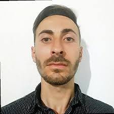 Diana Comini's Instagram, Twitter & Facebook