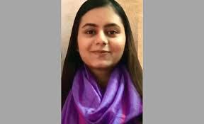 Damini Singh's Instagram, Twitter & Facebook