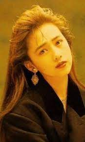 工藤静香の現在の顔が劣化してる 若い頃の画像が可愛いしモテモテ 工藤静香 90年代スタイル 顔