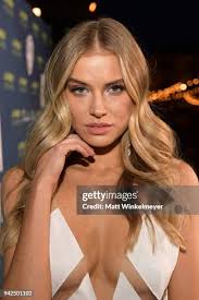 1,558 Tanya White Photos & High Res Pictures