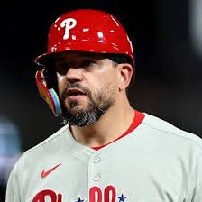 The Phillies are still the favorites to re-sign Kyle Schwarber to a new  contract, but the Mets, the Red Sox, and the Reds are in the mix for him.  According to ESPN. ￼