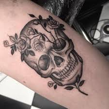 Beautiful Black Grey Neo Traditional Tattoos By Diletta Lembo Neo Traditional Tattoo Black And Grey Neo Traditional Tattoo Traditional Tattoo