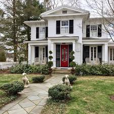 New England Living A Few Of Essex Connecticut S Antique And Village Homes Essex Connecticut New England Homes Connecticut