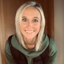 Michelle Fuchs's Instagram, Twitter & Facebook