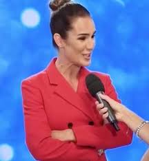 Da verissimo arriva un dolce messaggio per la. Abito E Stilista Silvia Toffanin A Verissimo Che Look Ha Scelto Moda Uomo Lifestyle Menchic Itmoda Uomo Lifestyle Menchic It