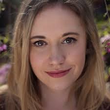 Katie Richard's Instagram, Twitter & Facebook