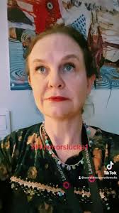 Roses are Red by Teza & Pipsa 🌹 En Performance som vi skapade på lunchen  idag för att vi kan 🚩 Fortsatt trevlig helg och sportlov 💃🏻💃🏻💃🏻