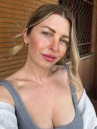 F39, I love spring and happy Monday everybody : r/selfie
