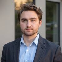 3000+ perfiles de «Whitmer»