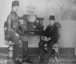 Onlar sanıyorlar ki, biz sussak mesele kalmayacak, halbuki biz sussak tarih susmayacak, tarih sussa. Abdulhamit Han In En Kucuk Oglu Abid Efendi Ve Hocasi