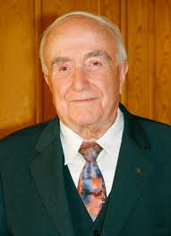 Horst Becker, Gründungsdirektor des landeskirchlichen Missionswerkes wurde  90 Jahre alt