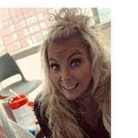 Aimee Ousley's Instagram, Twitter & Facebook