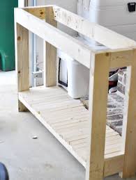 An Easy Diy Farmhouse Console Table In 2020 Farmhouse Console Table Diy Console Table Diy Console