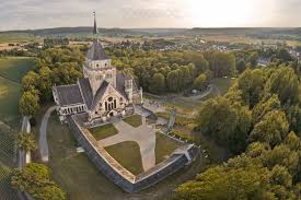 Batallas De La Marne Memorial De Las Batallas De La Marne Dormans The Cloisters National Cemetery Marne