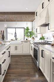 Profitez de millions d'applications android récentes, de jeux, de titres musicaux, de films, de séries, de livres, de magazines, et plus encore. 36 White Kitchens Ideas Kitchen Design Kitchen Remodel Masterbrand Cabinets