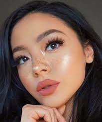 Trendalarm Eine Flare Highlight Technik Mit Einem Anderen Illuminator Anderen Einem Flare Highlight Illuminator Girls Makeup Beauty Makeup Pretty Makeup