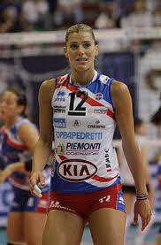 Seus resultados mais recentes incluem a vitória do campeonato europeu de vôlei feminino de 2007, um campeonato mundial de voleibol em 2002 e dois títulos da copa do mundo de voleibol feminino em 2007 e em 2011. Francesca Piccinini Wikipedia A Enciclopedia Livre