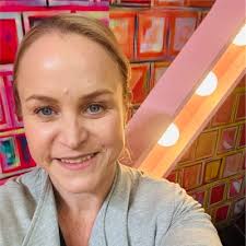 I am proud to have been selected as a member of the Johnson & Johnson  MedTech ANZ WiSTEM2D (Women in Science, Technology, Engineering, Math,  Manufacturing and Design) Employee Resource Group.