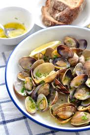 Simple Comme Des Palourdes Au Beurre De Ciboulette La Cuisine C Est Simple Palourde Recette Recettes De Cuisine Palourdes