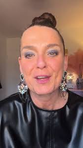 Lacura Lip Kit review #lipkit #beauty #makeup #primark