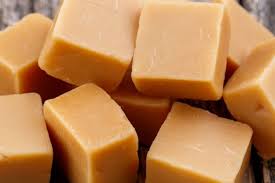Sucre A La Creme Une Recette Facile Et Savoureuse Haitian Food Recipes Sweet Desserts Desserts